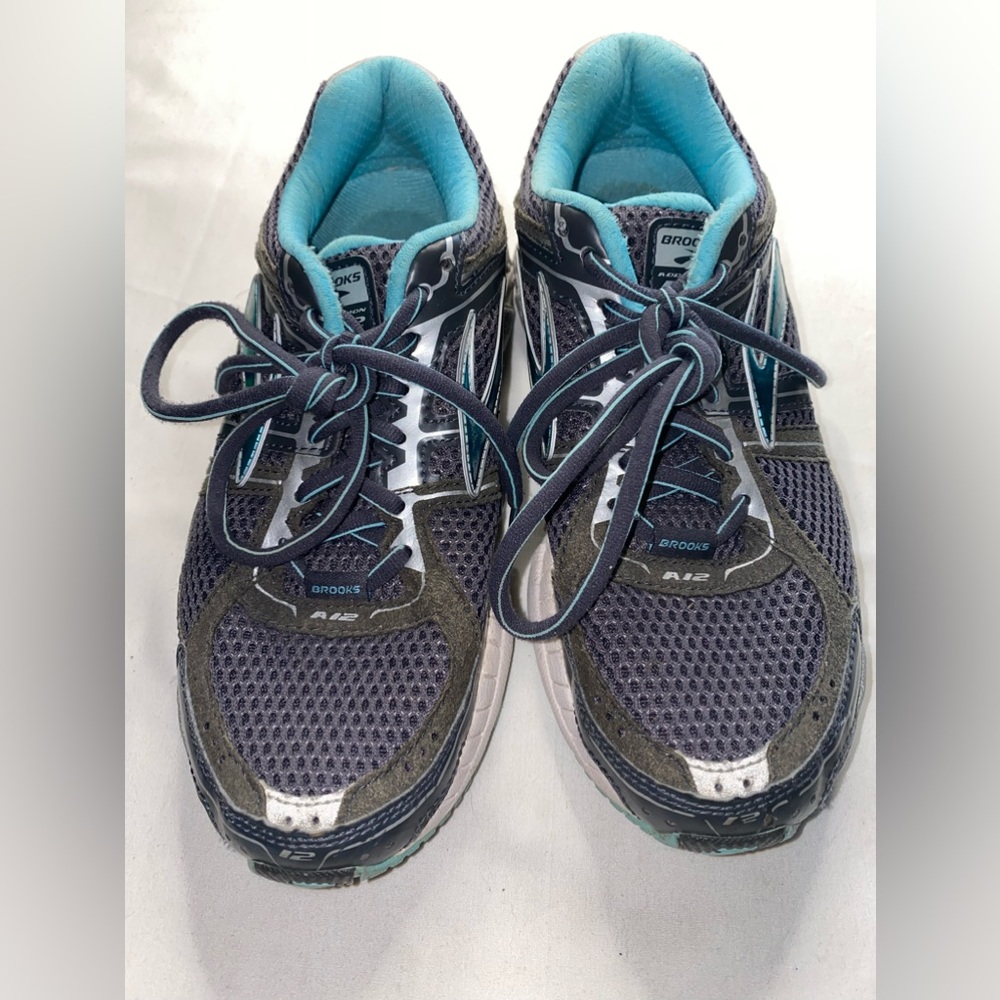 Brooks Addiction A12 Women's Sz 7 Gray & Teal Running Training Shoes DNA